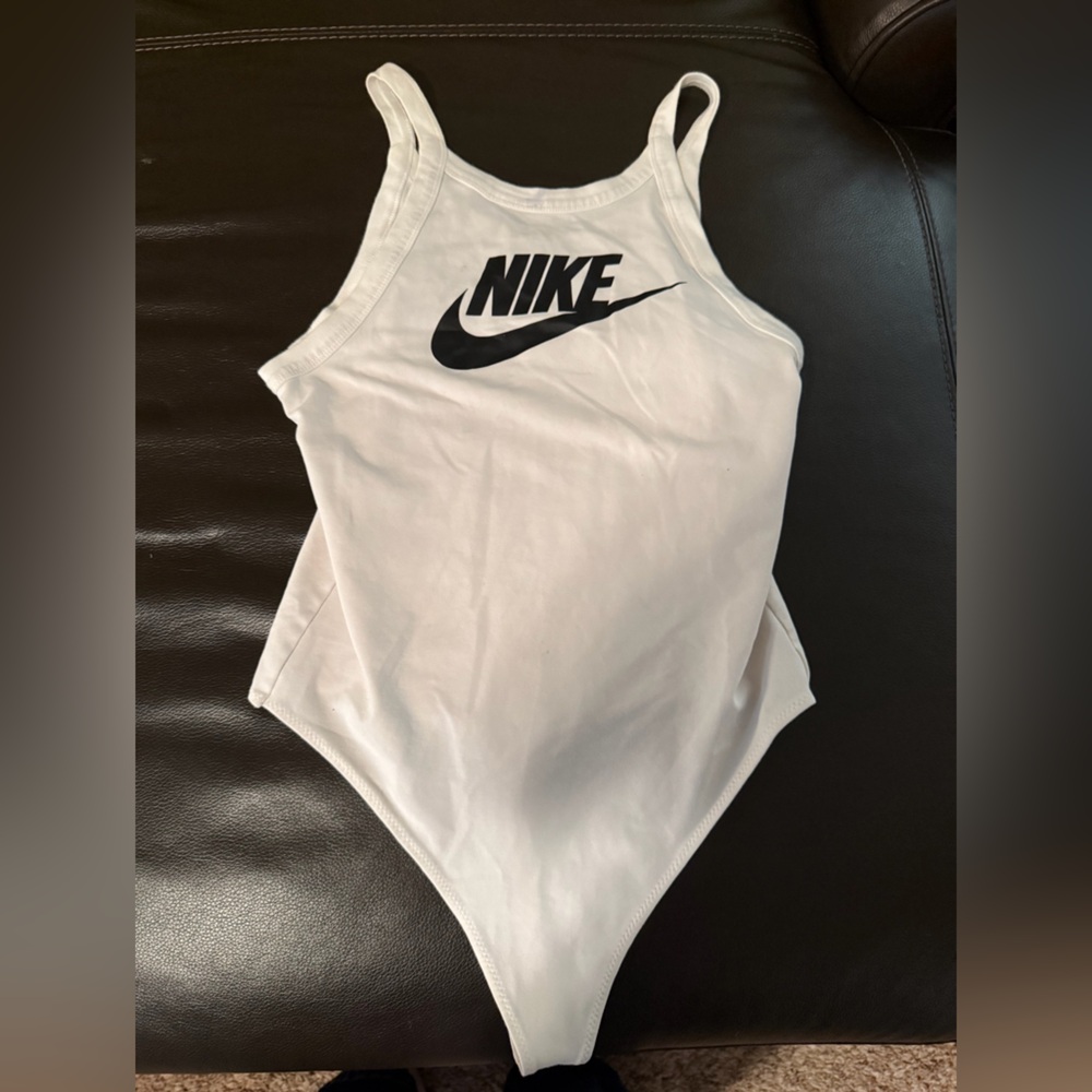 Nike Classic White Apparel